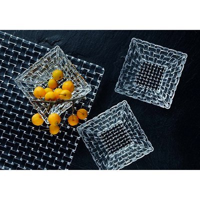 Assiette-cristal-carre-Bossa-Nova