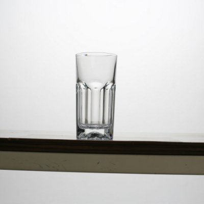 Chope-cristal-cote-plate-nicole