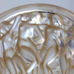 vase-bacchantes-lustre-or