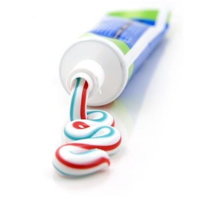 NETTOYER, ENTRETENIR VERRE ET CRISTAL (NOS ASTUCES) 7 dentifrice