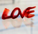 sculpture LOVE daum france