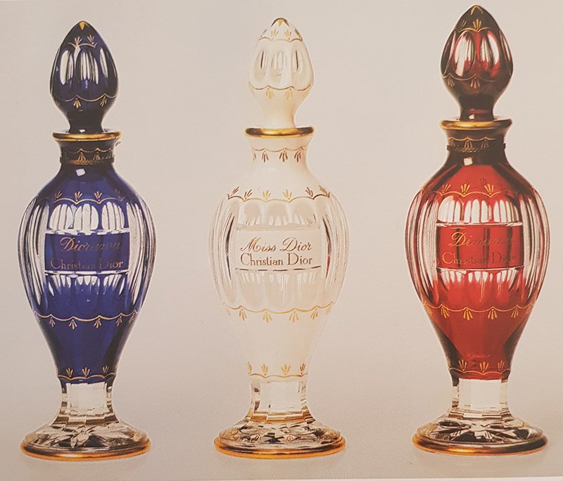 L'INCROYABLE ÉPOPÉE DU FLACON BACCARAT 2 Flacon-amphores-tricolores-Baccarat