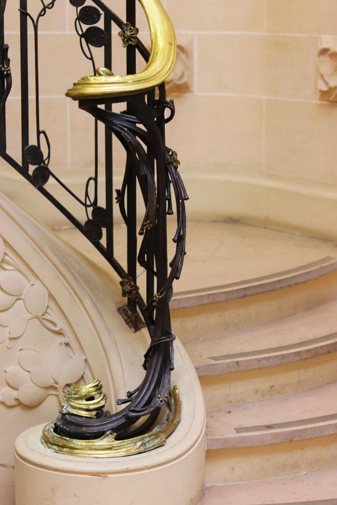 rampe-escalier-majorelle-monnaie-pape