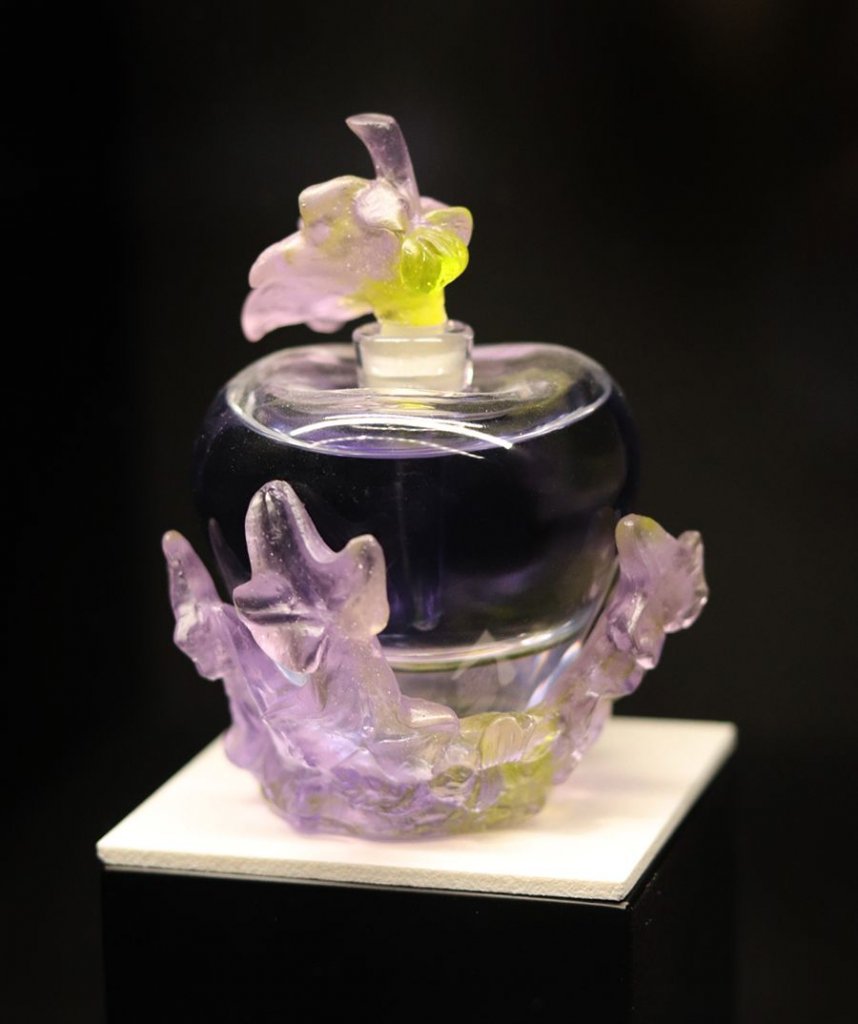 flacon-lolita-lempicka-peche-sublime-1997-Daum