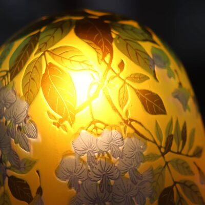 chapeau-lampe-pate-de-verre-tip-galle