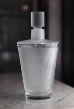 decanter-wingen-lalique