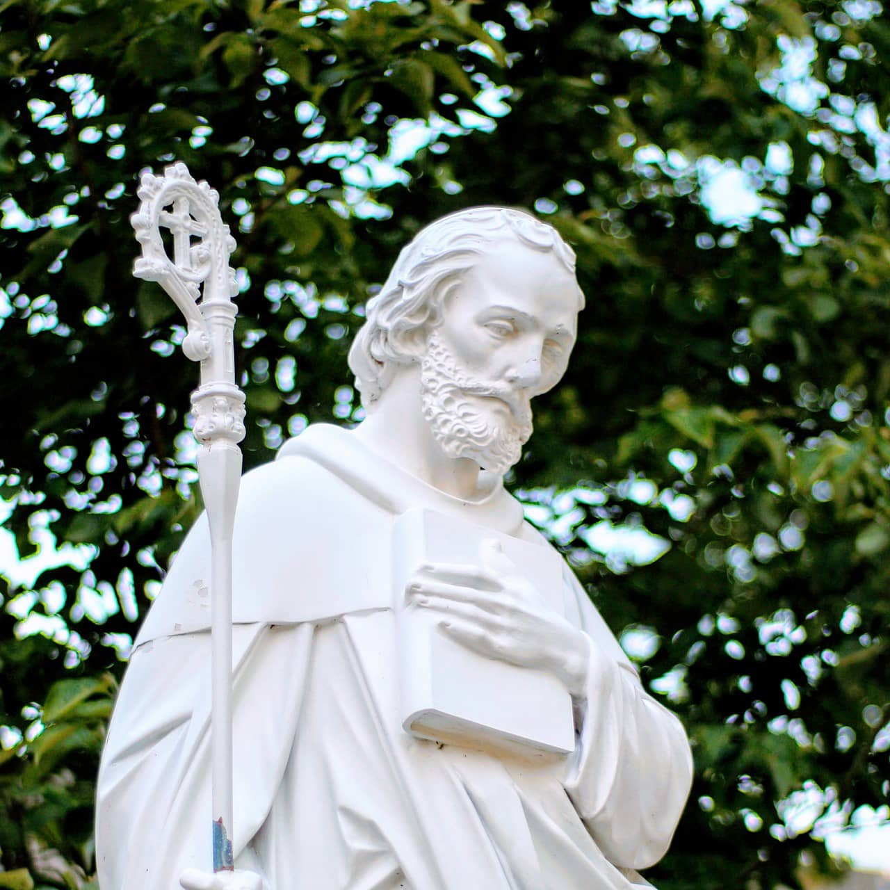 La médaille de Saint Benoît, symbole protecteur 3 medaille-de-saint-benoit