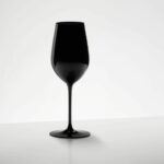 verre-vin-noir-aveugle-riedel