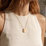 pendentif-cabochon-lustre-or-lalique-france