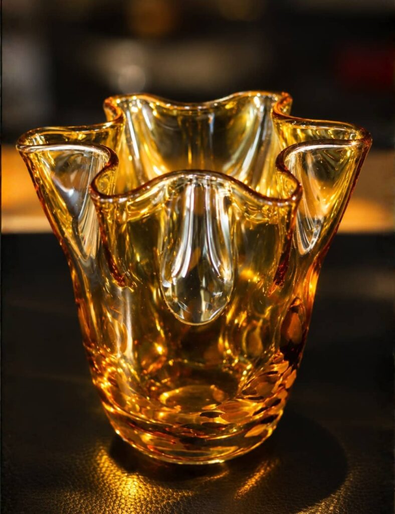 vase-corolle-bougie-cristal-ambre